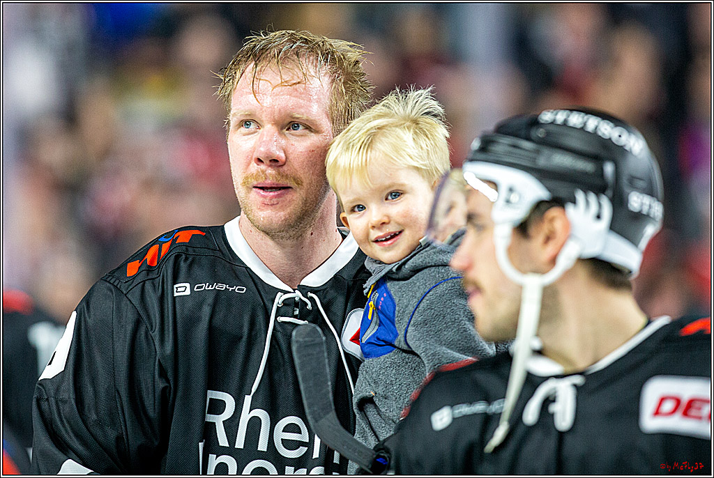 DEL; Koelner Haie - Krefeld Pinuguine; Koeln, 24.11.2019